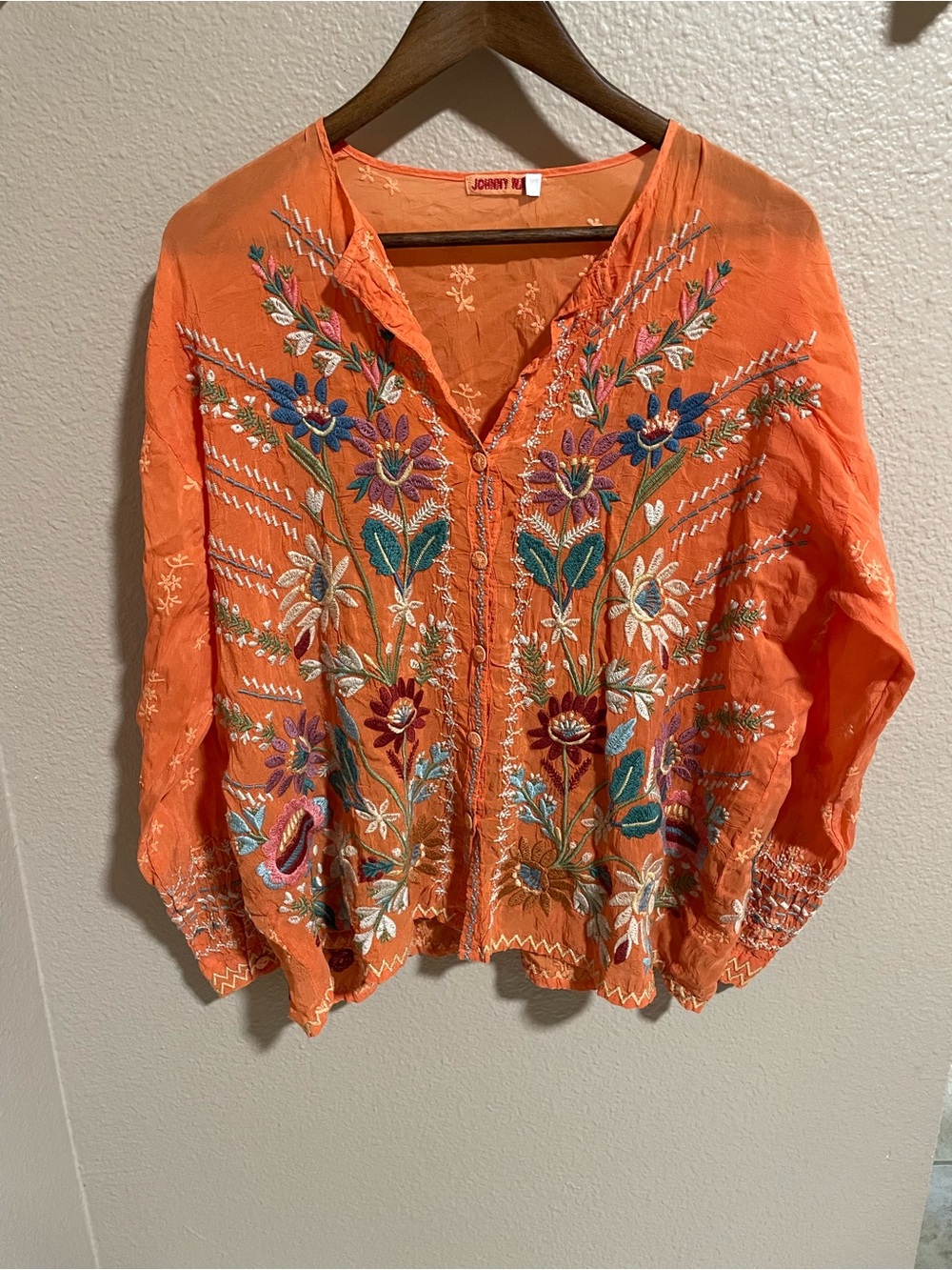 Johnny Was Orange Floral Embroidered V-Neck Women’s Top